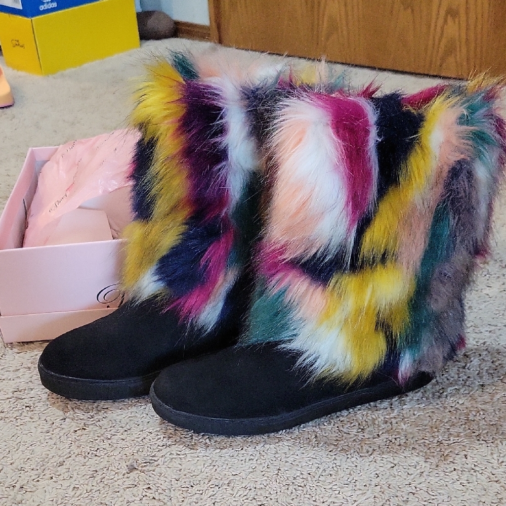 Penny Loves Kenny Faux Fur Boots